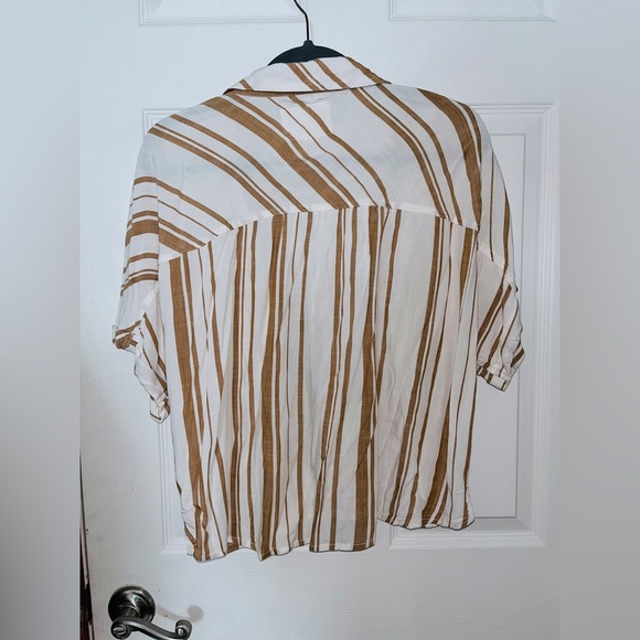 Aeropostale Brown and White Striped Button Down Shirt XL - Picture 3 of 3